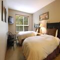 2nd bedroom with king or 2 x twin, 3rd flat screen